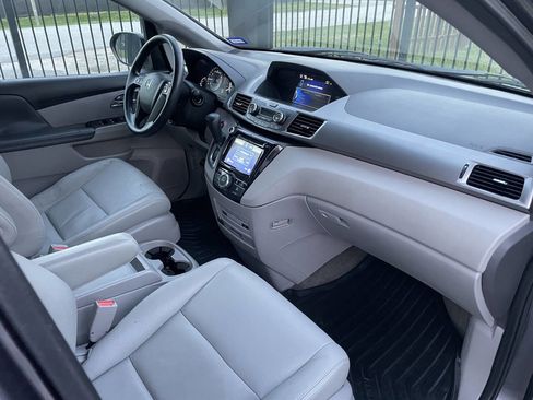 Used 2016 Honda Odyssey SE image 22