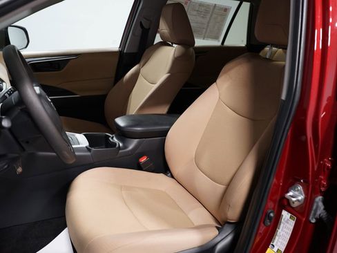 Certified 2024 Toyota RAV4 LE image 26