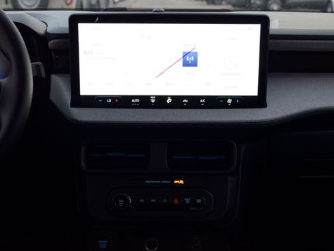 New 2026 Ford Maverick XLT image 11