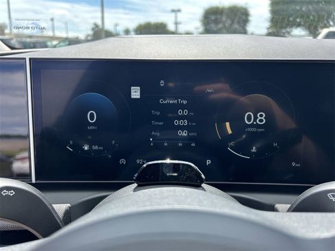 New 2025 Hyundai Tucson Limited image 32