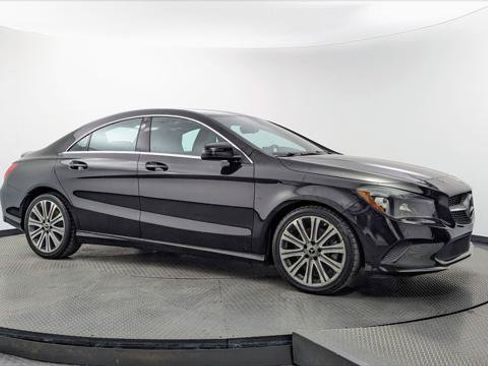 Used 2018 Mercedes-Benz CLA 250 image 11