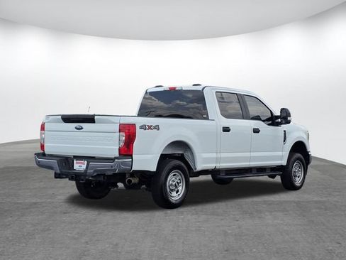 Used 2022 Ford F250 XL w/ Power Equipment Group AWD/4WD image 4
