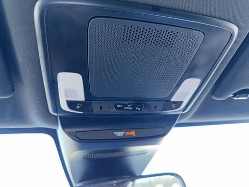 Used 2025 Honda HR-V Sport image 46