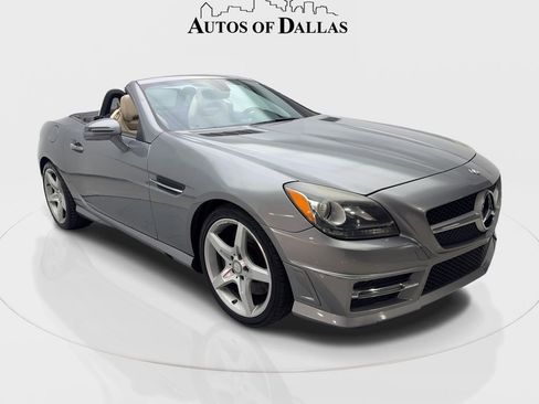 Used 2014 Mercedes-Benz SLK 250 image 4