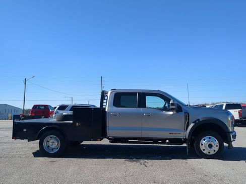 Used 2023 Ford F450 Lariat image 2