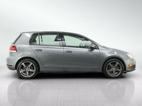 Used 2012 Volkswagen Golf 4-Door FWD image 6