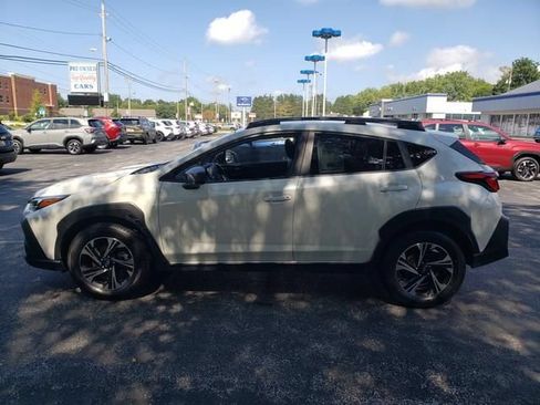 Certified 2024 Subaru Crosstrek 2.0i Premium AWD/4WD image 7
