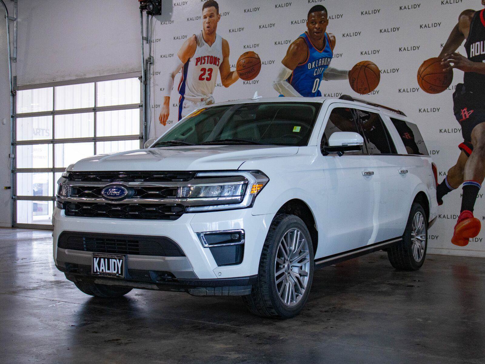 Used 2023 Ford Expedition Max Limited AWD/4WD image 22