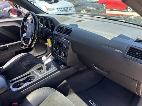 Used 2009 Dodge Challenger SRT8 w/ SRT Option Group II RWD image 26