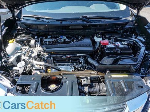 Used 2018 Nissan Rogue S image 40