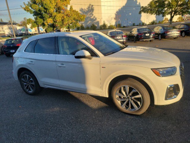 Used 2024 Audi Q5 2.0T Premium Plus w/ Premium Plus Package AWD/4WD image 5