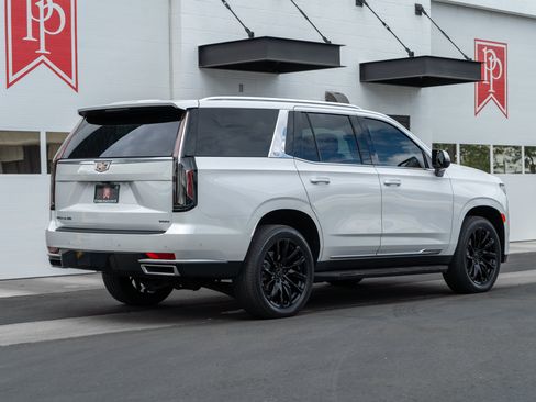 Used 2021 Cadillac Escalade Premium Luxury w/ LPO, Radiant Package AWD/4WD image 65