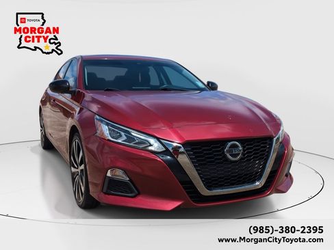 Used 2022 Nissan Altima 2.5 SR FWD image 1