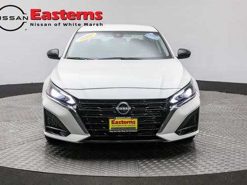 Used 2025 Nissan Altima 2.5 SV image 4