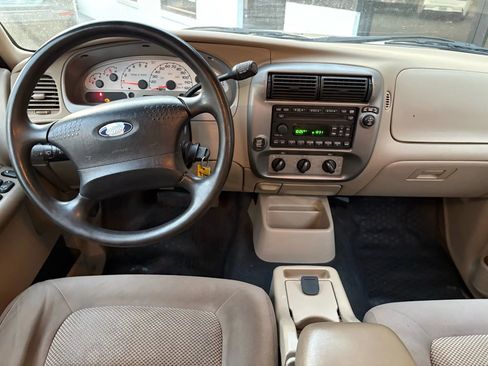 Used 2005 Ford Explorer Sport Trac XLS image 23