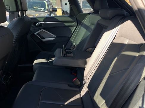 Used 2023 Audi Q3 2.0T Premium image 20