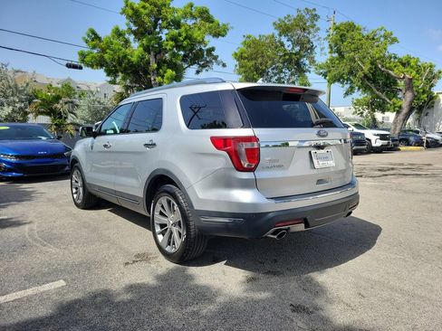 Used 2018 Ford Explorer Limited AWD/4WD image 4