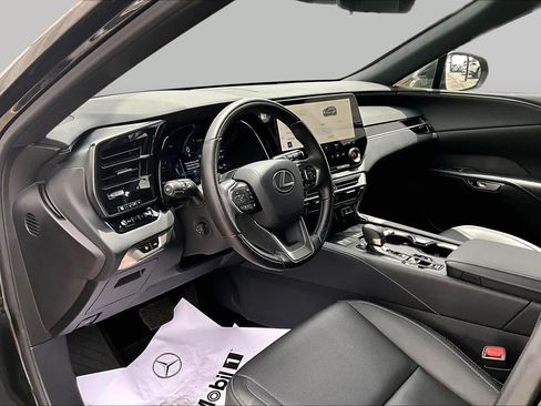 Used 2025 Lexus RX 350 Premium w/ Accessory Package (Z1) FWD image 18