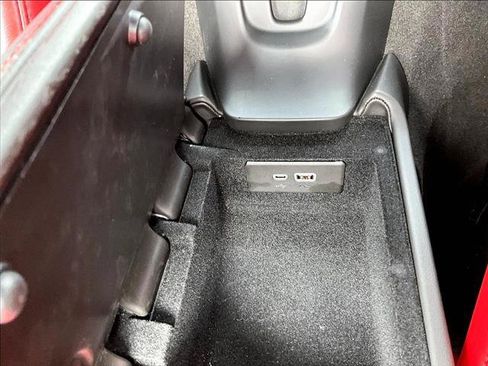 Used 2024 Chevrolet Corvette Z06 RWD image 24