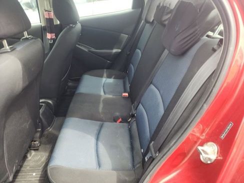 Used 2017 Toyota Yaris iA image 8