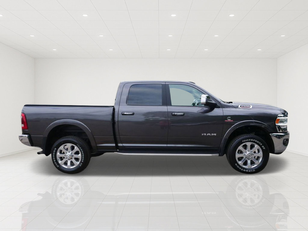 Used 2022 RAM 2500 Laramie AWD/4WD image 2