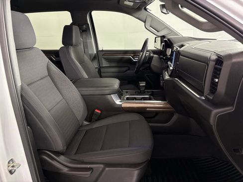 Used 2024 Chevrolet Silverado 1500 LT image 43