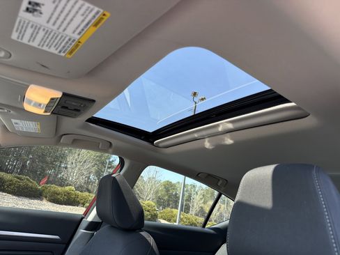 Used 2023 Nissan Altima 2.5 SV w/ SV Premium Package image 32