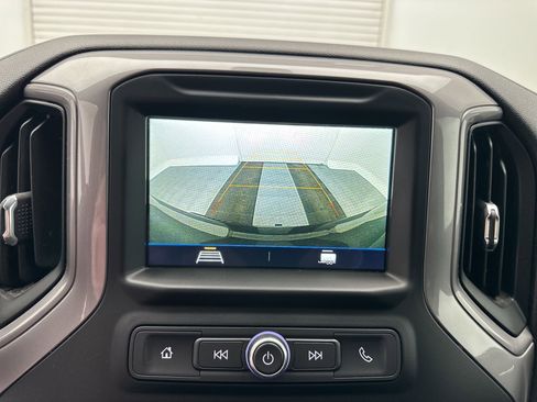 Used 2019 Chevrolet Silverado 1500 Custom w/ Custom Value Package image 23