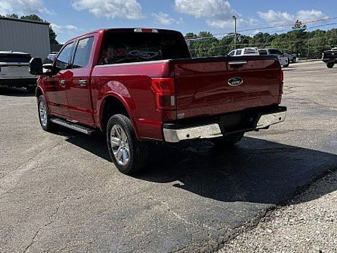 Used 2018 Ford F150 Lariat w/ Equipment Group 502A Luxury AWD/4WD image 5