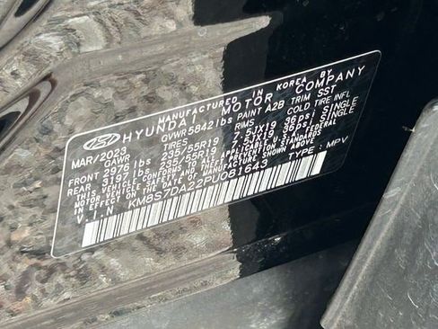 Used 2023 Hyundai Santa Fe Limited w/ Cargo Package AWD/4WD image 32