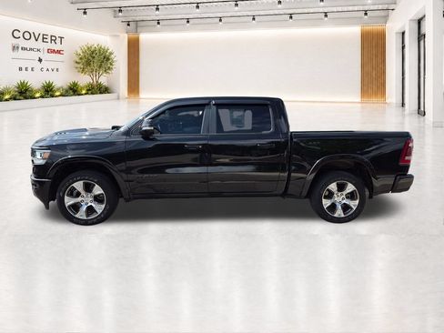 Used 2022 RAM 1500 Laramie w/ Sport Appearance Package AWD/4WD image 9