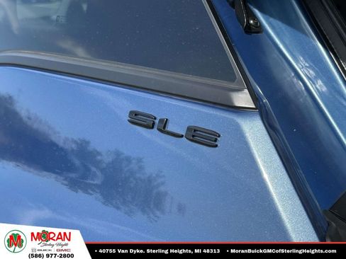 Certified 2024 GMC Terrain SLE w/ Driver Convenience Package AWD/4WD image 12