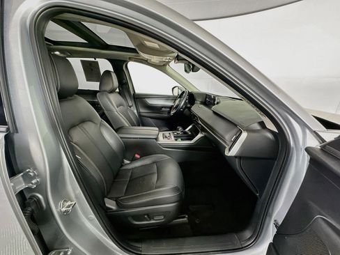 Used 2024 MAZDA CX-90 Plug-In Hybrid w/ Premium Pkg AWD/4WD image 35