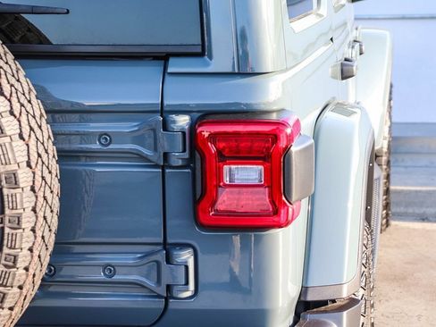 New 2026 Jeep Wrangler Unlimited Sahara AWD/4WD image 10