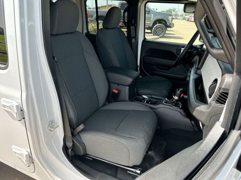 New 2024 Jeep Wrangler Sport S image 23