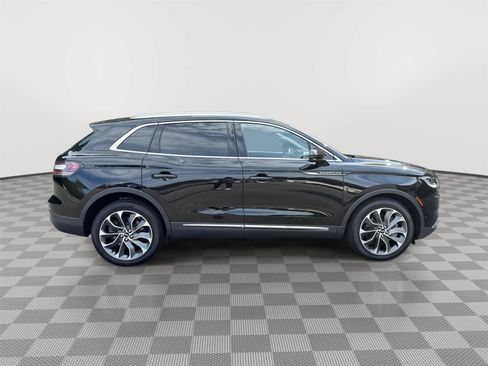 Used 2023 Lincoln Nautilus Reserve w/ Equipment Group 201A AWD/4WD image 5