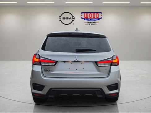 Used 2023 Mitsubishi Outlander Sport ES AWD/4WD image 3