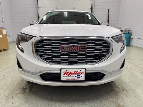 Used 2019 GMC Terrain Denali image 8