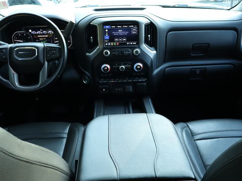 Used 2023 GMC Sierra 3500 Denali w/ Denali Black Diamond Edition AWD/4WD image 24