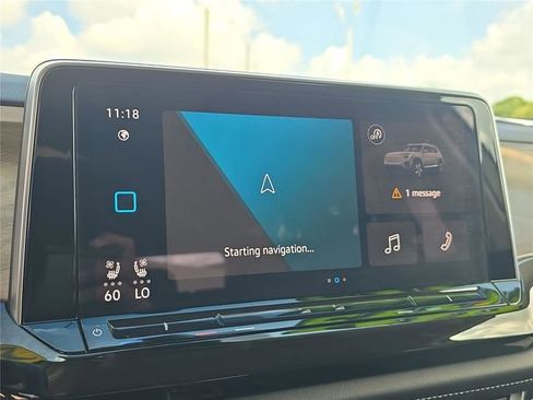 Used 2025 Volkswagen Atlas SE FWD image 20