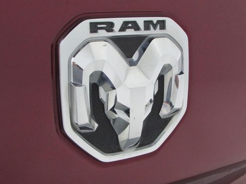 Used 2021 RAM 1500 Laramie AWD/4WD image 36