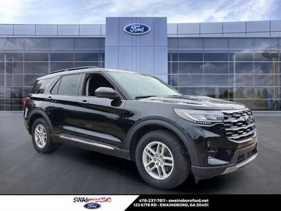 Used 2025 Ford Explorer Active w/ Active Comfort Package