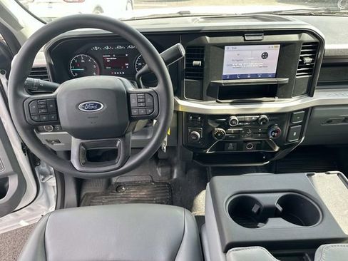 New 2025 Ford F550 XL w/ XL Chrome Package image 11