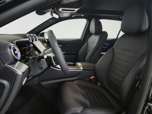 Certified 2026 Mercedes-Benz GLC 300 4MATIC image 17