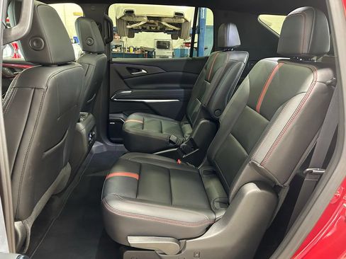 New 2026 Chevrolet Traverse RS AWD/4WD image 40