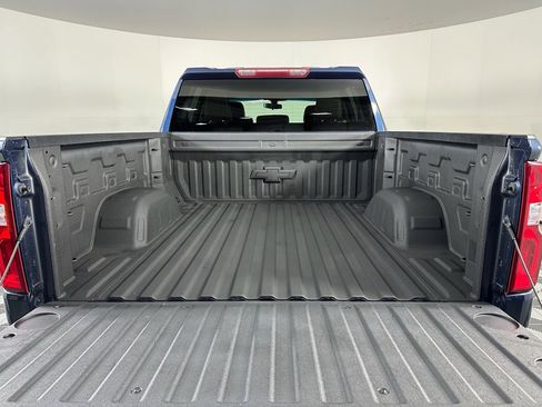 Used 2022 Chevrolet Silverado 1500 LT Trail Boss w/ Safety Package image 9