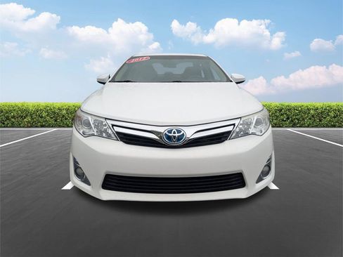 Used 2012 Toyota Camry XLE w/ Convenience Pkg FWD image 11