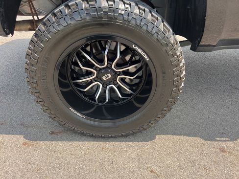 Used 2020 RAM 1500 Big Horn image 11