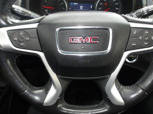 Used 2019 GMC Terrain SLE image 17