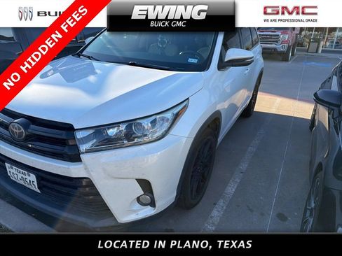 Used 2018 Toyota Highlander Limited image 1